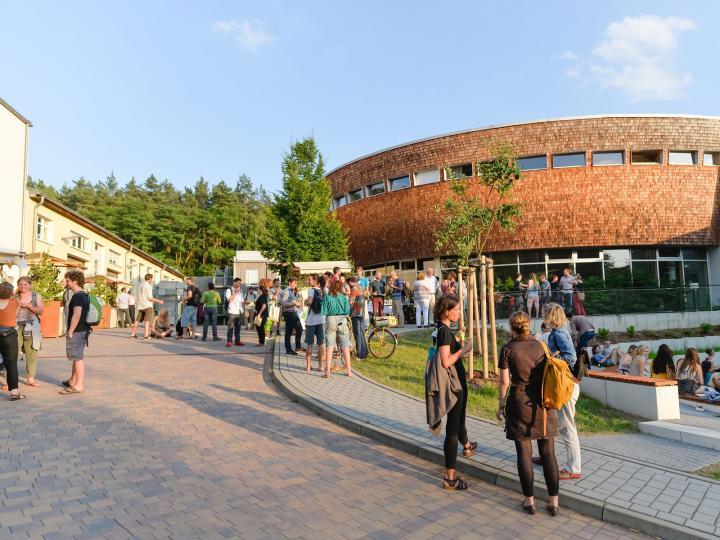 Wilhelm Pfeil Auditorium on the HNEE Forest Campus © HNEE/Ulrich Wessollek