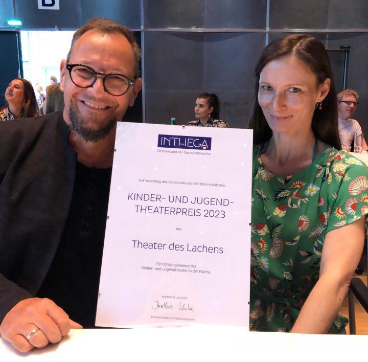 Torsten Gesser und Nicole Gospodarek nach der Preisverleihung © Nikutowski | Landesverband Freier Theater