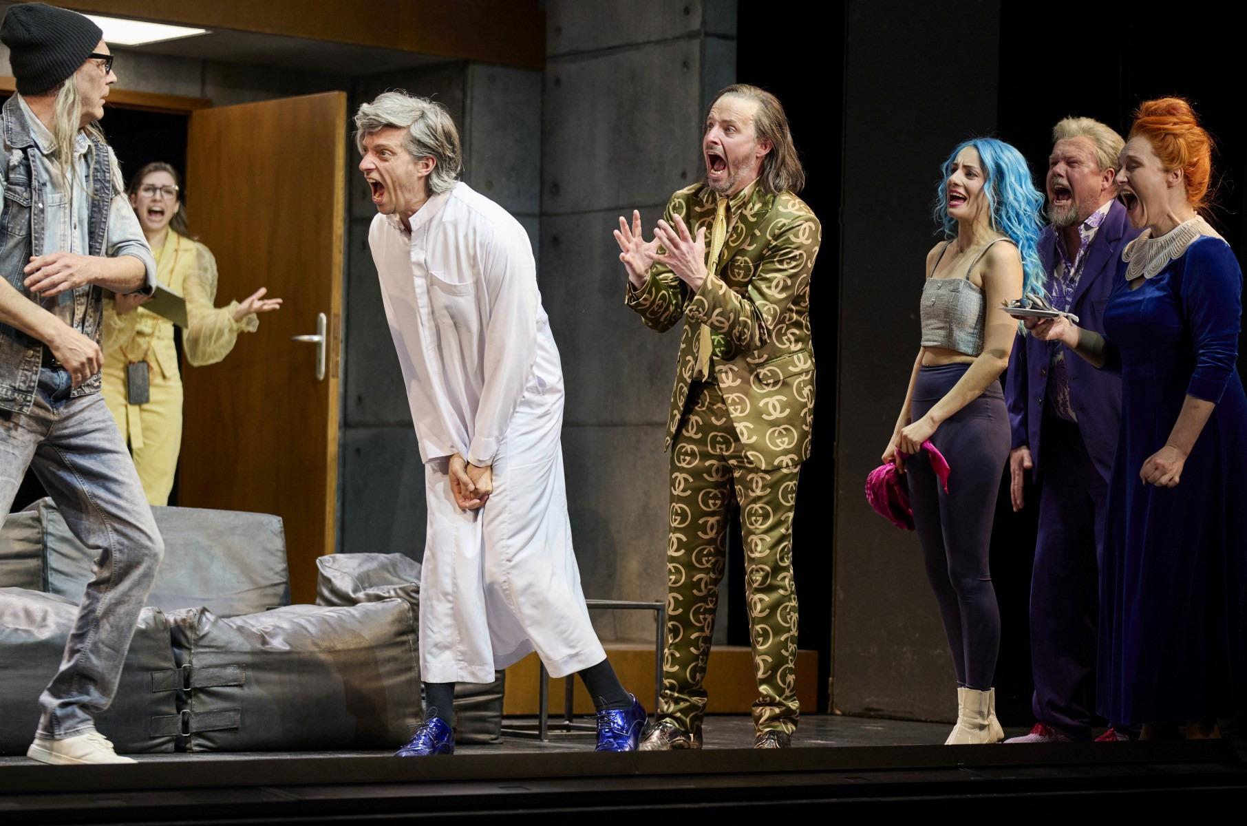 Bühnenbild "Der nackte Wahnsinn"