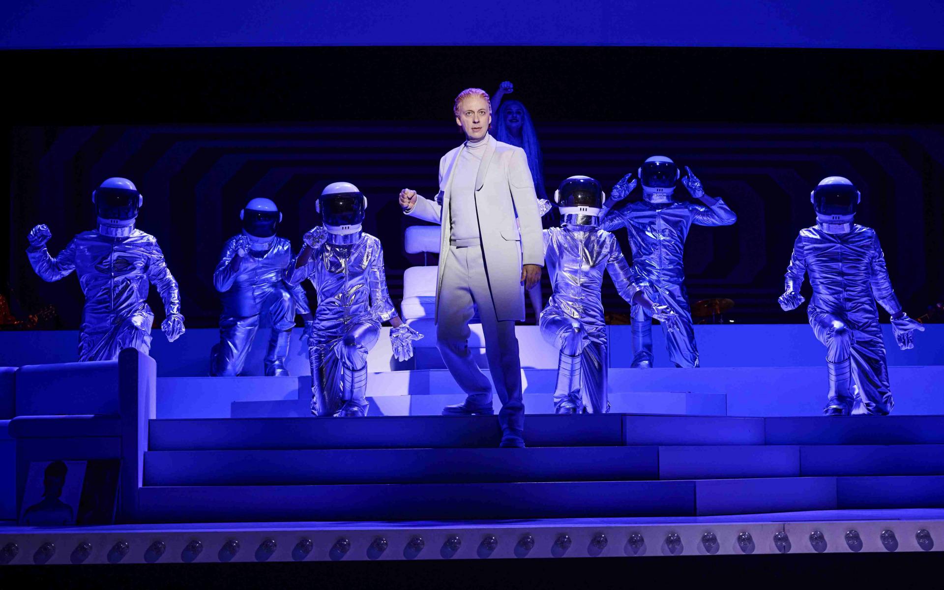 Bühnenbild aus dem Musical „Lazarus“