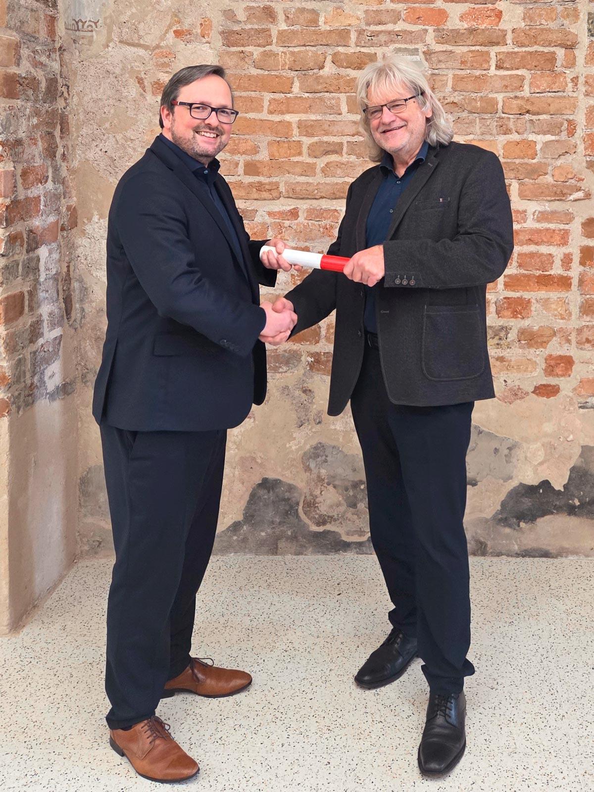 „Staffelstab-Übergabe“ im Vorsitz des Mittlere Oder e.V. © Archiv, Euroregion PEV, Mittlere Oder e.V.