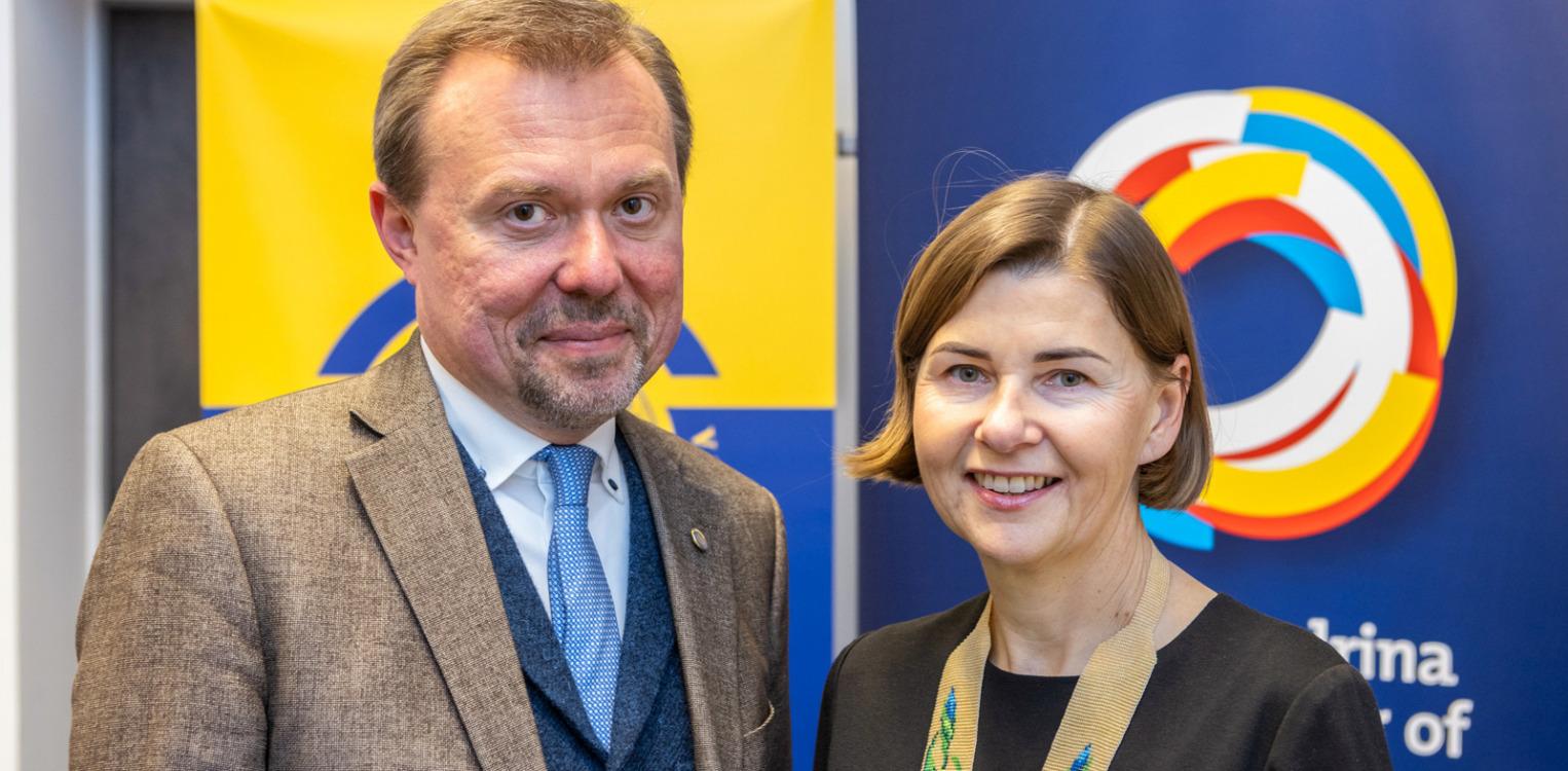 Prof. Dr. Andrii Portnov und Prof. Dr. Dagmara Jajeśniak-Quast bei der Eröffnung des Viadrina Centers of Polish and Ukrainian Studies © Viadrina/Heide Fest