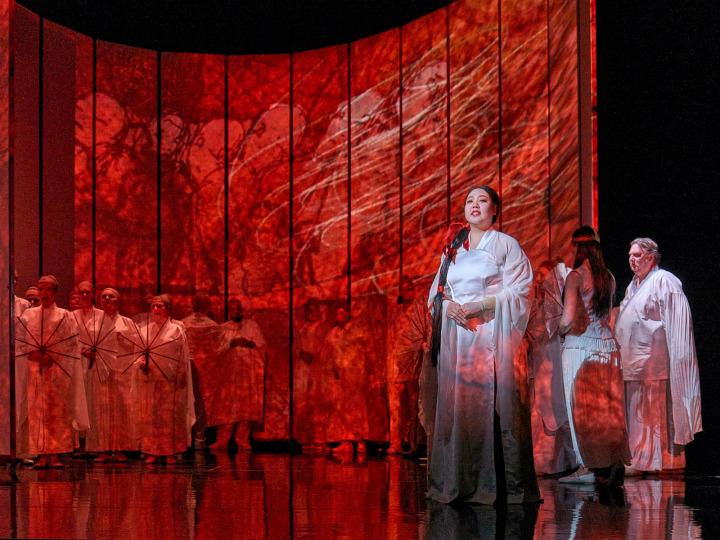 Szene aus der Oper „Madama Butterfly“ © Matthias Horn