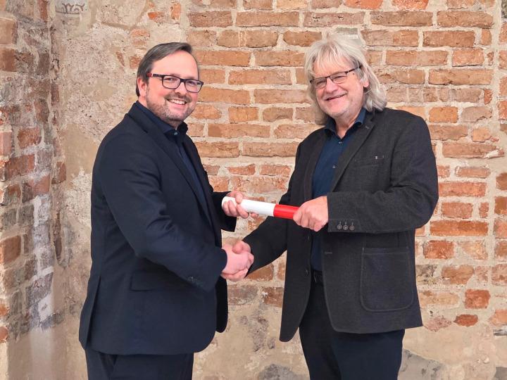 „Staffelstab-Übergabe“ im Vorsitz des Mittlere Oder e.V. © Archiv, Euroregion PEV, Mittlere Oder e.V.